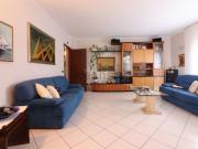 Case e ville in vendita di 298 m² in Via A. Moro, 6