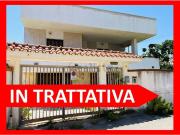 Case e ville in vendita di 298 m² in Via Ugo la Malfa, 16