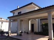 Case e ville in vendita di 300 m²