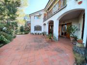 Case e ville in vendita di 300 m²