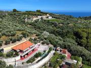 Case e ville in vendita di 300 m² in Strada Loxi, 9