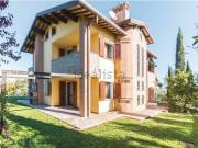 Case e ville in vendita di 300 m²