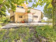 Case e ville in vendita di 300 m² in Contrada Miana
