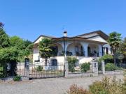 Case e ville in vendita di 300 m² in Località Molino, 112