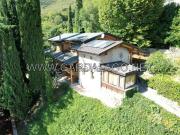 Case e ville in vendita di 300 m² in Località Renzon, 99
