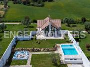 Case e ville in vendita di 300 m² in Strada Cacciata Grande