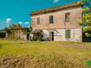 Case e ville in vendita di 300 m² in Strada del Bosco, 17