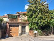 Case e ville in vendita di 300 m² in Strada del Fortino, 23