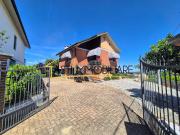 Case e ville in vendita di 300 m² in Via Borgonuovo, 14