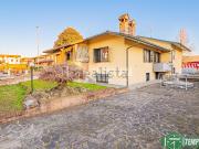 Case e ville in vendita di 300 m² in Via Borsellino, 56