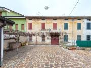 Case e ville in vendita di 300 m² in Via C. Pisacane, 13