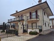 Case e ville in vendita di 300 m² in Via Castello