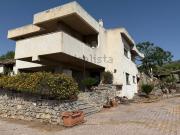 Case e ville in vendita di 300 m² in Via Celona, 19