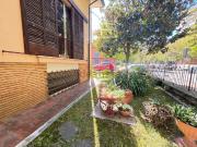 Case e ville in vendita di 300 m² in Via Claudio Monteverdi