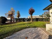 Case e ville in vendita di 300 m² in Via Colombera