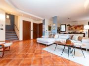 Case e ville in vendita di 300 m² in Via Conti Carron, 4