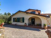 Case e ville in vendita di 300 m² in Via di Volognano, 26