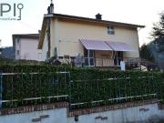 Case e ville in vendita di 300 m² in Via Don Spertino, 6