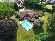 Case e ville in vendita di 300 m² in Via Dormelletto