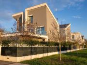 Case e ville in vendita di 300 m² in Via Elsa Morante, 124