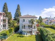 Case e ville in vendita di 300 m² in Via Francesco...