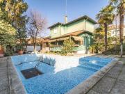 Case e ville in vendita di 300 m² in Via Fratelli...