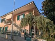 Case e ville in vendita di 300 m² in Via Galletti, 2