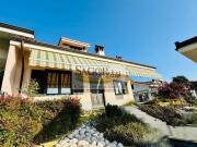 Case e ville in vendita di 300 m² in Via Gingo, 37