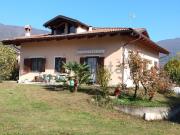 Case e ville in vendita di 300 m² in Via Granaglie, 2