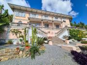 Case e ville in vendita di 300 m² in Via Ludovico Ariosto