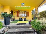 Case e ville in vendita di 300 m² in Via Magenta