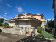 Case e ville in vendita di 300 m² in Via Marsala