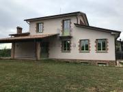 Case e ville in vendita di 300 m² in Via MIMOSE