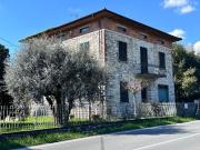 Case e ville in vendita di 300 m² in Via per Camaiore