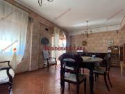 Case e ville in vendita di 300 m² in Via Piraineto, 51