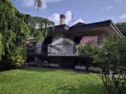 Case e ville in vendita di 300 m² in Via Provinciale