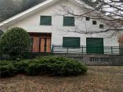 Case e ville in vendita di 300 m² in Via Roma, 2