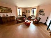 Case e ville in vendita di 300 m² in Via Ruggeri, 44