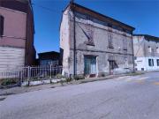 Case e ville in vendita di 300 m² in Via San Michele, 7