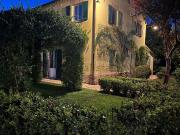 Case e ville in vendita di 300 m² in Via San Sabino