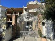 Case e ville in vendita di 300 m² in Via Scorsonello