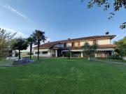 Case e ville in vendita di 300 m² in Via Valderie