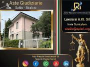 Case e ville in vendita di 301 m² in Via Alessandro...