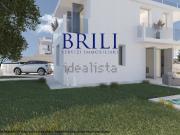 Case e ville in vendita di 301 m² in Via Madrid