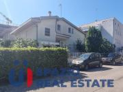 Case e ville in vendita di 302 m² in Via Arapietra, 61
