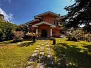 Case e ville in vendita di 302 m² in Via Giacomo...