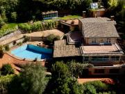 Case e ville in vendita di 304 m²