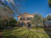 Case e ville in vendita di 304 m²