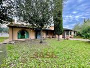 Case e ville in vendita di 305 m² in Via Gaetano Donizetti