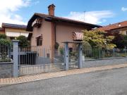 Case e ville in vendita di 305 m² in Via Giuseppe Verdi, 4